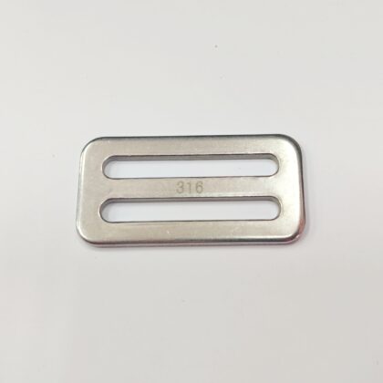 belt buckle